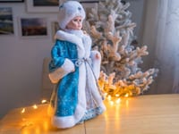 Новогодний комплект из елок и фигурок Деда Мороза и Снегурочки — фото 4