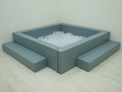 Сухой бассейн с шариками 140х140 см